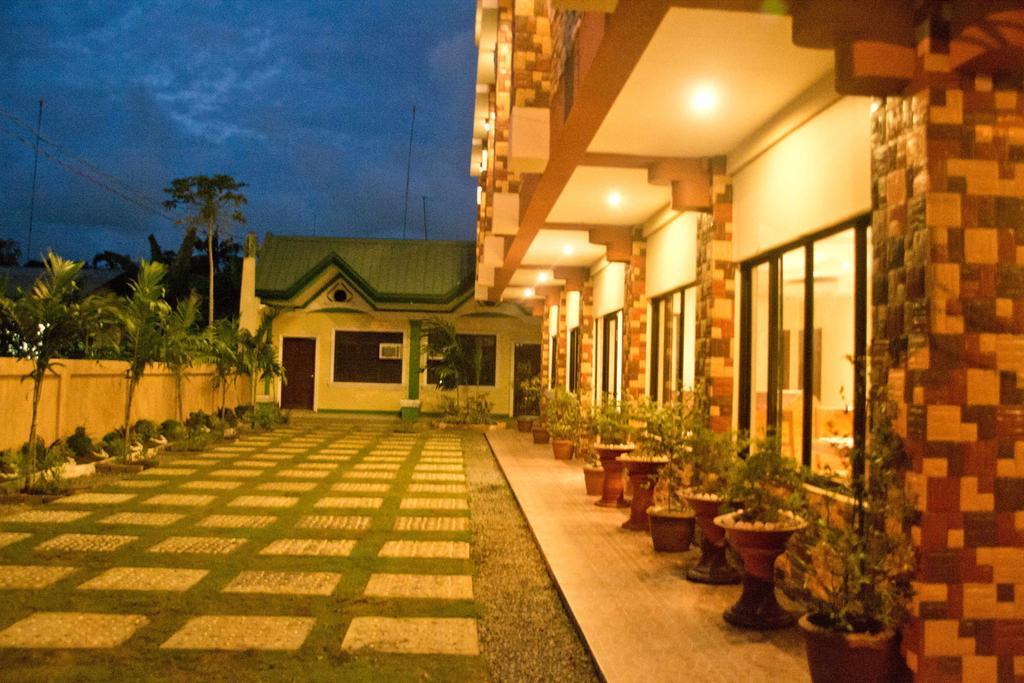 Hotel Angelic Mansion Puerto Princesa Exterior foto